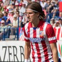 Chelsea fichó a Filipe Luis