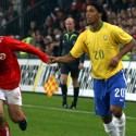 Ronaldinho se suma al Querétaro
