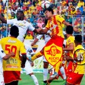 (VIDEO) Con intenso partido, Aucas y Liga de Quito empataron en Súper Clasico