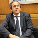 La FIFA congela la candidatura de Platini a la presidencia