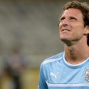 Forlán jugará con este número en su espalda en la Noche Amarilla