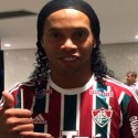 Ronaldinho con ofertas para regresar a las canchas de forma oficial