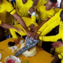 (FOTOS) Esteban Dreer mordió el pastel por sus 34 primaveras
