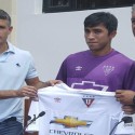 Edson Puch fue presentado oficialmente en Liga Deportiva Universitaria