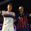 (FOTOS) Deportivo Quito presentó su camiseta para 2016