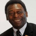 (TUIT) Pelé celebra su cumpleaños número 78