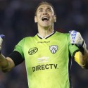 Azcona contempla la idea de jugar en Paraguay para las eliminatorias