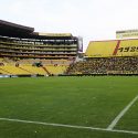 Un sector del Monumental está suspendido por lanzamiento de objetos