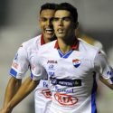 (TUIT) Liga en busca de un delantero que reemplace a Barcos