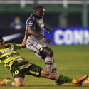 El conjunto argentino Defensa y Justicia vendrá a Quito con dos goles de diferencia