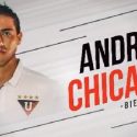 (FOTO) Chicaiza ya firmó su contrato con Liga de Quito