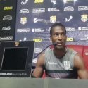 Tito Valencia abandona la pretemporada de Barcelona SC