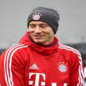 (OFICIAL) Lewandowski se someterá a una operación este sábado