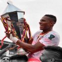 (FOTO) Antonio Valencia  destacó todos los trofeos que ha conseguido