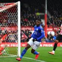 (VÍDEO) Joel Valencia titular en la derrota del Brentford ante Leicester por la FA CUP