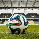 Un virólogo alemán avisa: «No creo que se juegue al fútbol hasta 2021 ni a puerta cerrada»