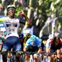 Biniam Girmay, el primer ciclista del África negra en ganar una etapa en una gran vuelta