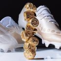 Adidas conmemora el Balón de Oro de Leo Messi con ocho anillos de oro y un pack especial X Crazyfast