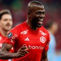 Continúa la racha goleadora de Enner Valencia en Brasil